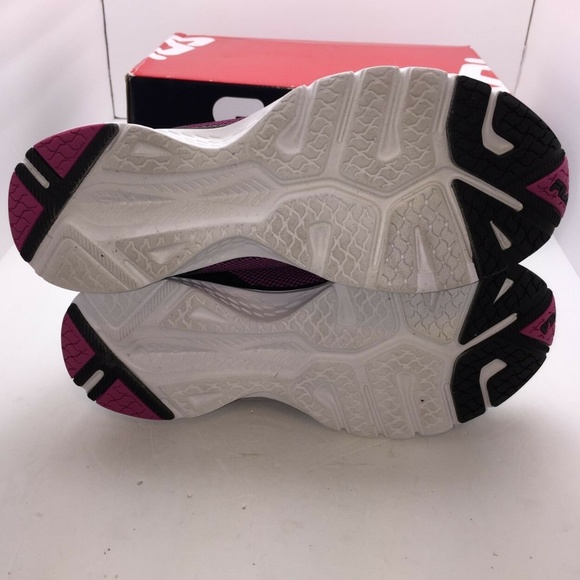 **SOLD**  Womens FILA Tennis Running Shoes Sneaker - Picture 8 of 8